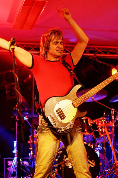 4-4-09_Stainless-Quo_022